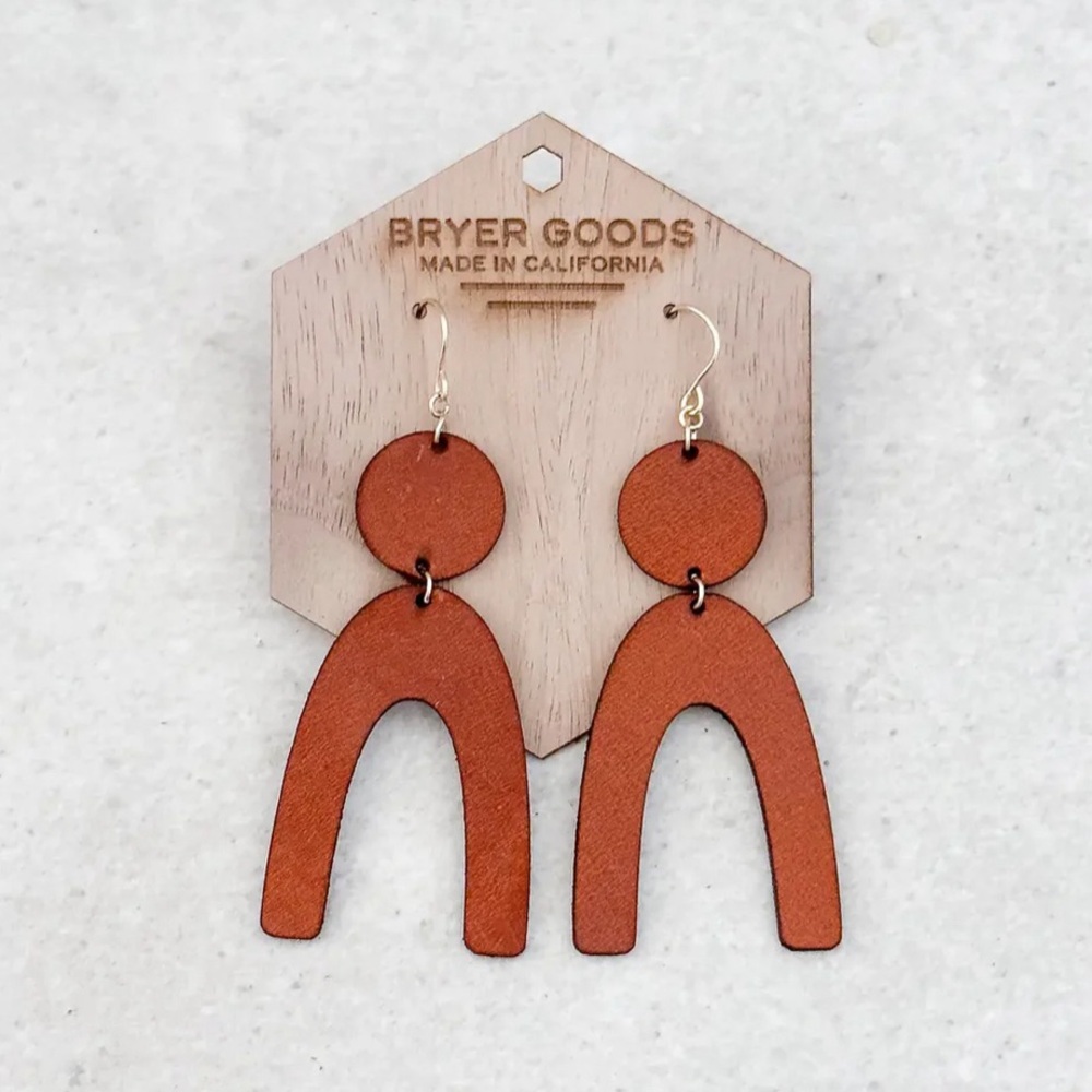 (NWT) Cute Leather Earrings